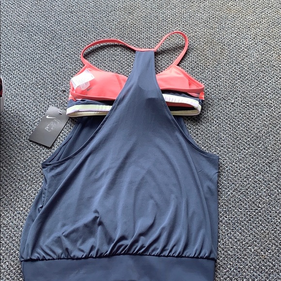 Nike Sport 2 in 1 Tankini Top 🆕 - Picture 4 of 7